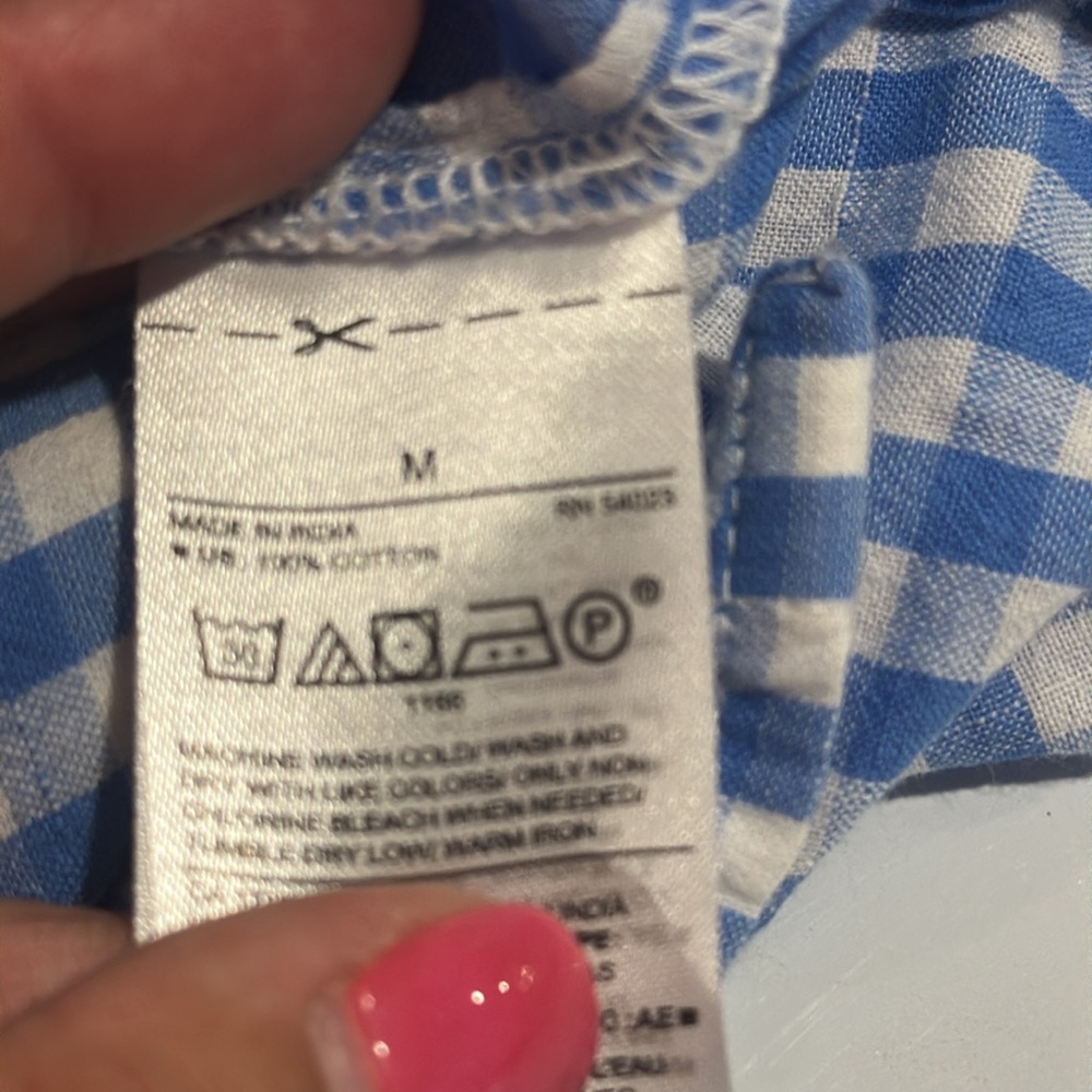 Old Navy blue and white gingham top - Picture 4 of 10